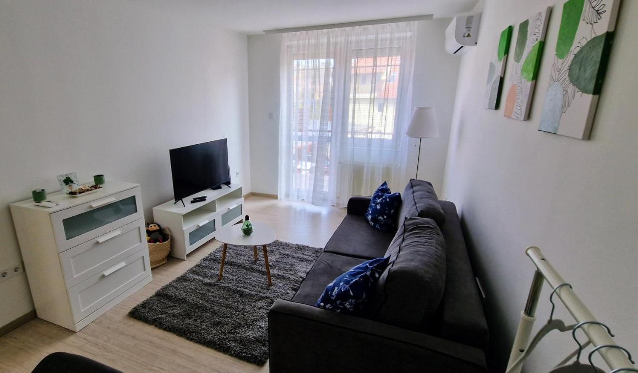Cili Apartman Eger Apartment Ngoại thất bức ảnh